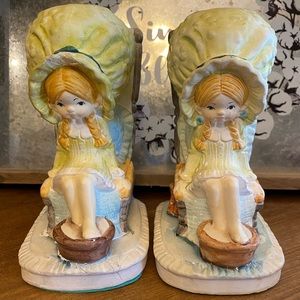 Pair Vtg 1972 Holiday Fair Little Girl Bookends